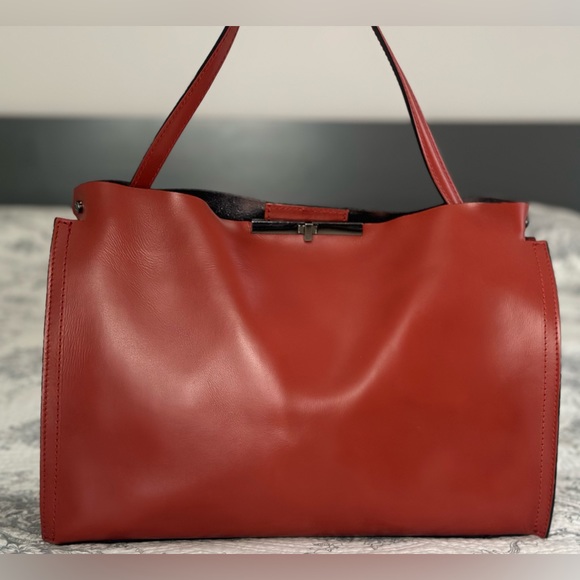 Genuine Gianni Chiarini rusty orange crossbody/shoulder bag. Made in Italy. - Picture 1 of 16